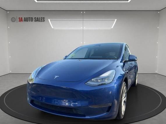 TESLA MODEL Y 2024 7SAYGDEEXRA274279 image
